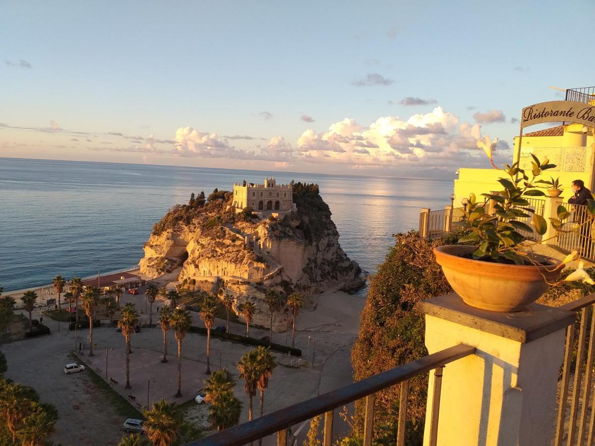 Borgo Di Santa Barbara Hotel Santa Domenica  Eksteriør billede
