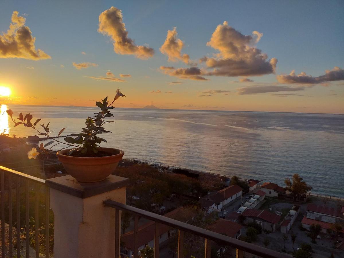 Borgo Di Santa Barbara Hotel Santa Domenica  Eksteriør billede