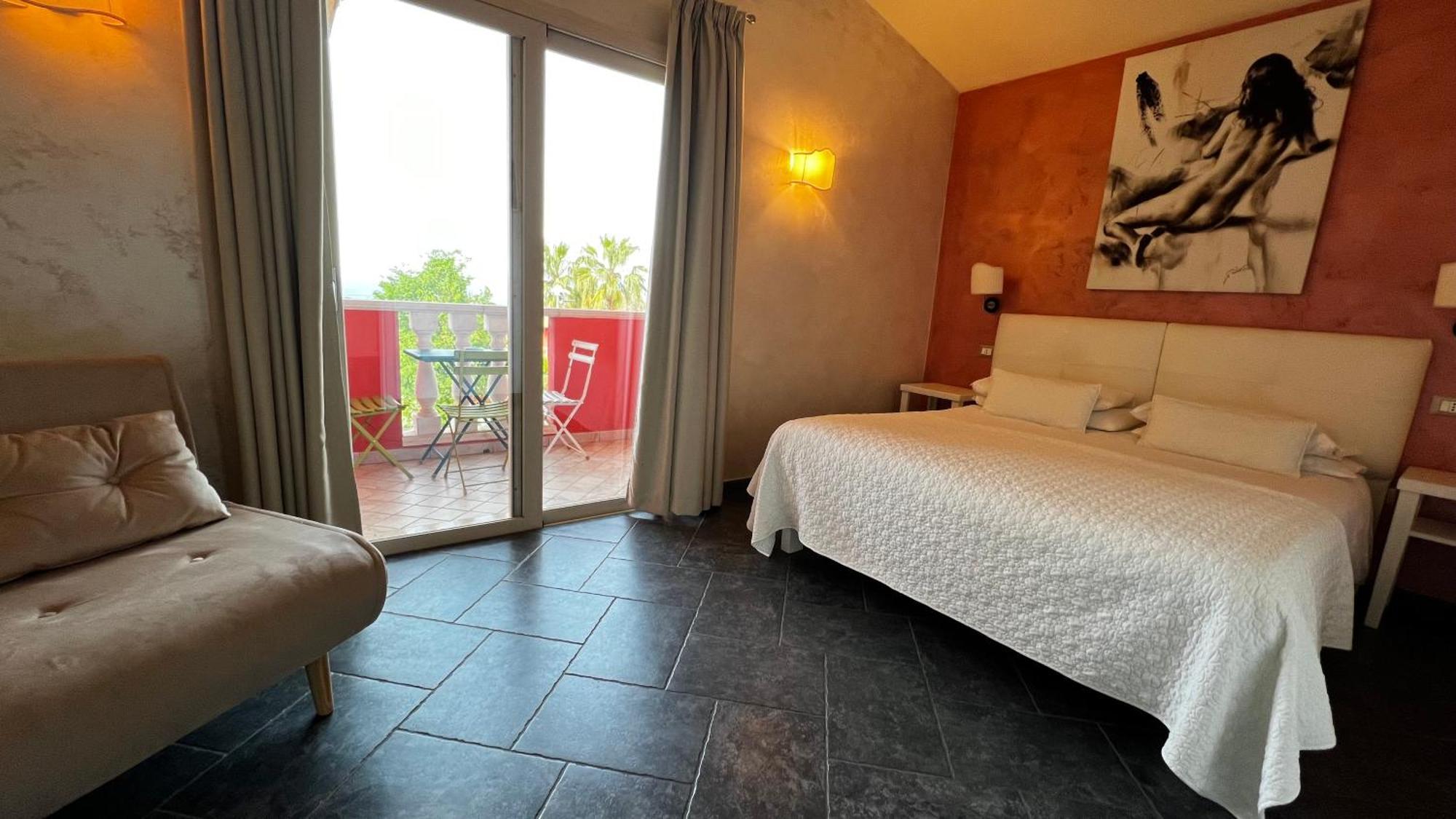 Borgo Di Santa Barbara Hotel Santa Domenica  Eksteriør billede